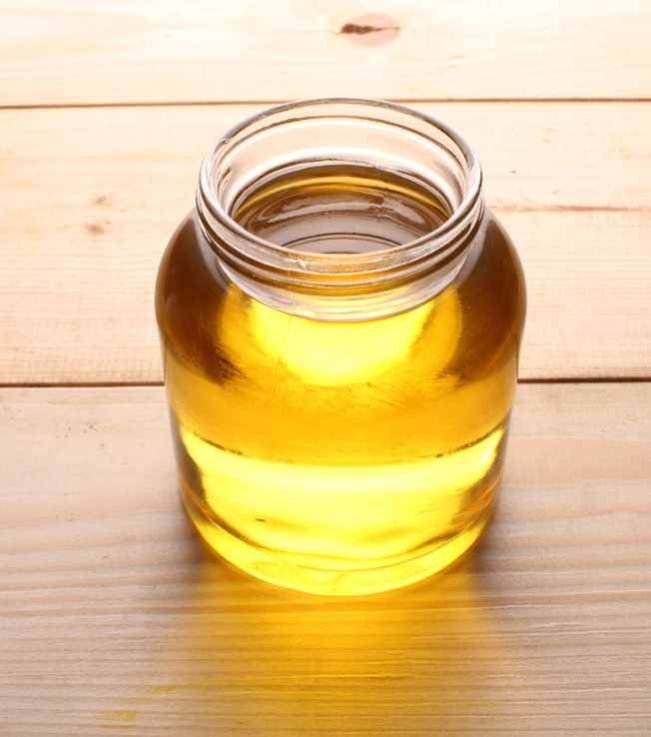 Distilled Palm Fatty Acid supplier in India - Santosh Polymers